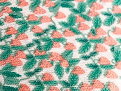 Tissu Rifle Paper Primavera Strawberries blush, x10cm dans COTTON + STEEL par Couture et Cie