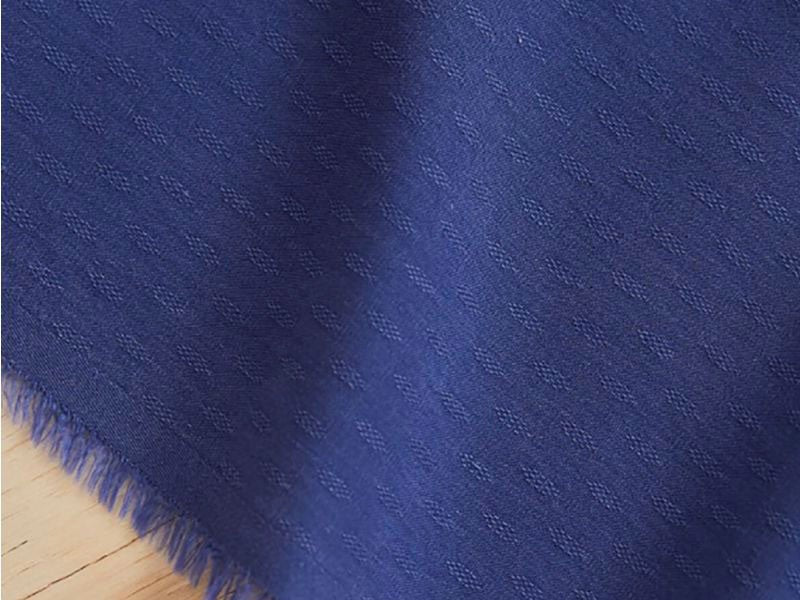 Tencel Light Diamond Jacquard Meet milk bleu lapis, x10cm dans Meet Milk par Couture et Cie