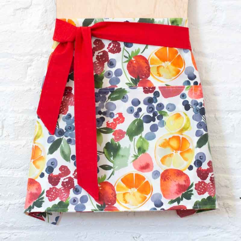 Tissu coton enduit Cloud 9 Berry Jam, x10cm dans Cloud 9 par Couture et Cie