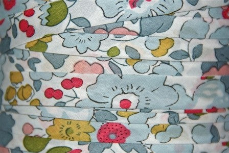 Biais Liberty Betsy porcelaine, morceau 80cm dans Biais Liberty par Couture et Cie