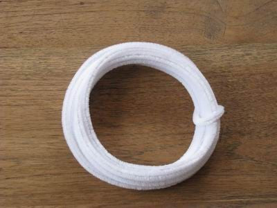 CHENILLE BLANCHE ou VERTE 8 mm / 5 m dans Fournitures diverses par Marotte et Cie