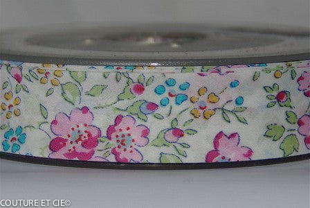 Biais Félicité rose, x10cm dans Biais Liberty par Couture et Cie
