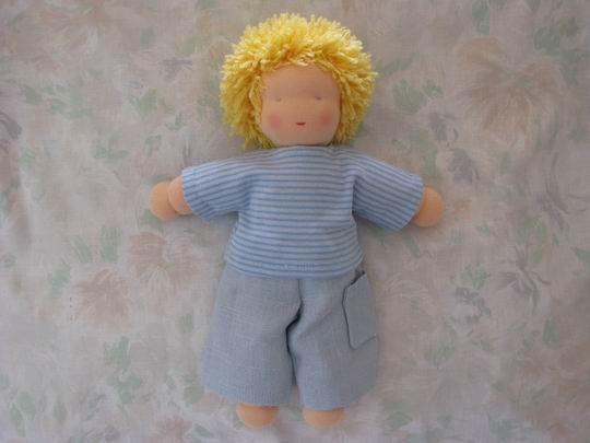 ELIOTT 30 cm dans Poupées Waldorf par Marotte et Cie