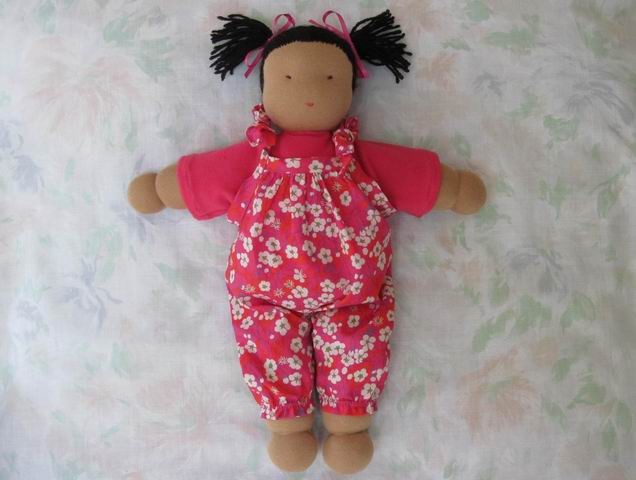 MAÏ30 cm dans Poupées Waldorf par Marotte et Cie