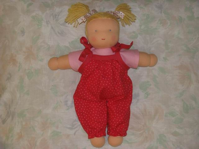 PETITE EVA30cm dans Poupées Waldorf par Marotte et Cie