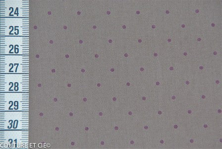 Batiste brume pois figue, 73*60cm dans FRANCE DUVAL STALLA par Couture et Cie