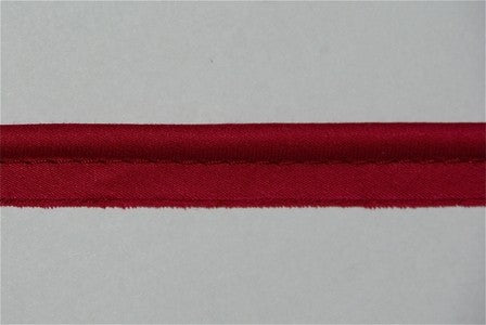 Passepoil rouge framboise dans Passepoils unis par Couture et Cie