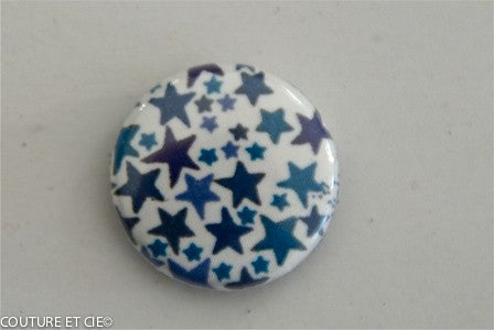 Petit Magnet Liberty Adelajda bleu dans Magnets 25 mm par Couture et Cie